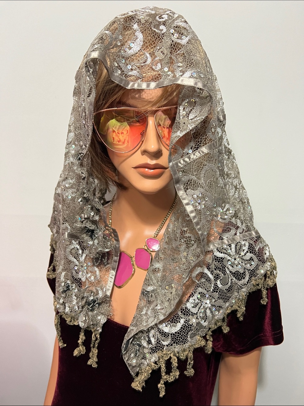 Church Taupe Lace Silver Aristocratic Ladies mantilla/veil French style